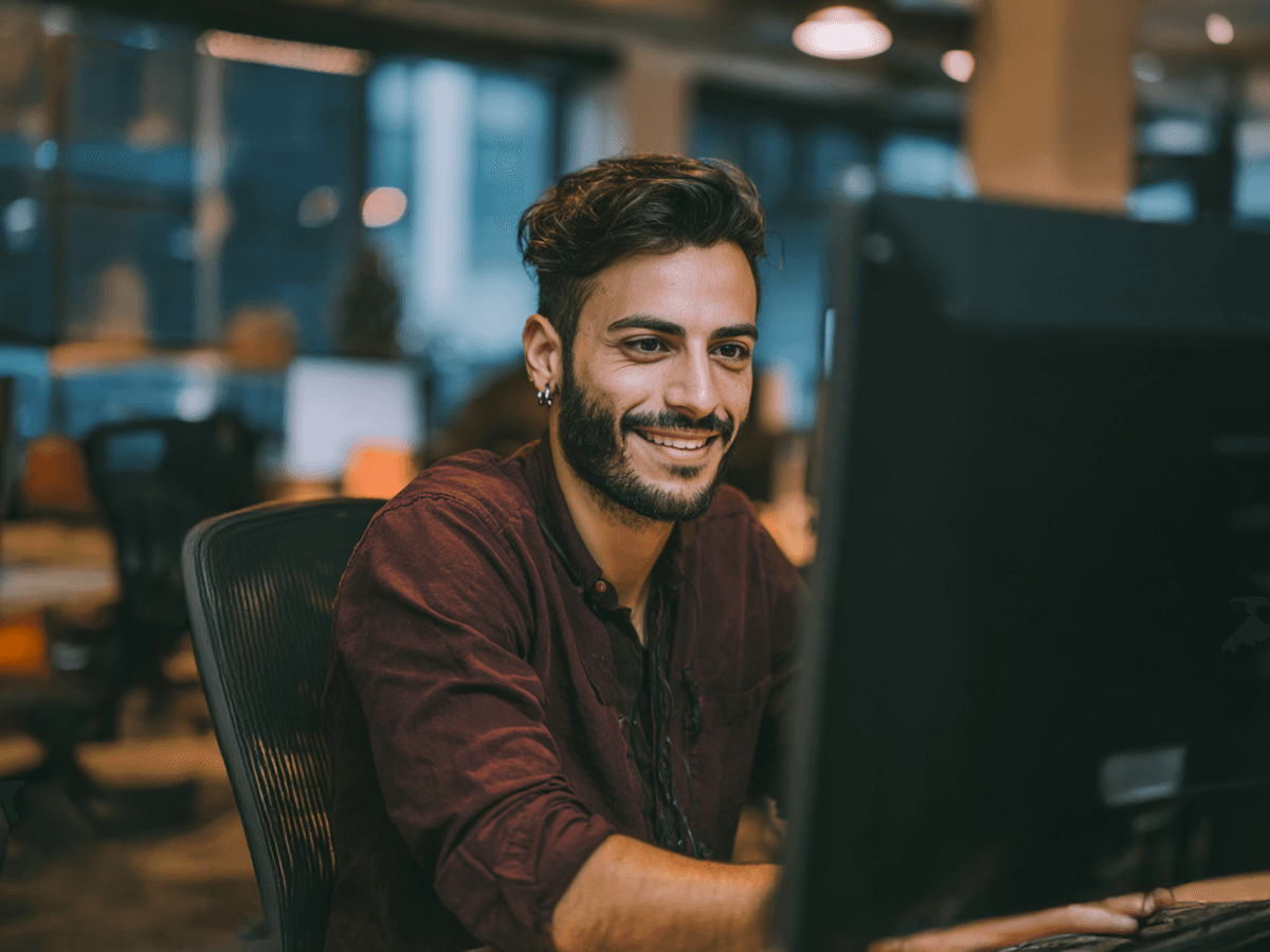 Proteção contra ameaças em dispositivos, aplicações e nuvem